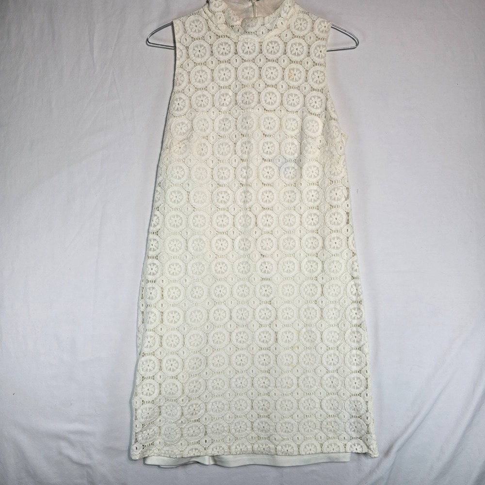 American Living Cream White Lace Mock Neck Sleeveless Shift DressI
 Size 8